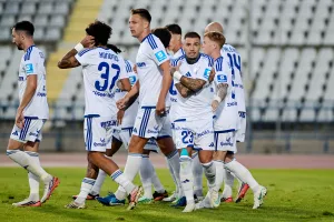 Πεντάστερος Απόλλωνας, χατ-τρικ ο Τόμας!