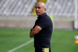 Ανασύνταξη και αντίδραση