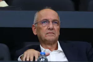 Βροχή οι αποκαλύψεις για το σκάνδαλο