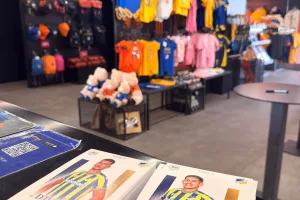 Πεδρόσο-Τζούριτσιτς στο Orange Shop