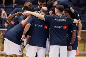 Ισοπεδωτικός στην πρεμιέρα του ο Κεραυνός! (Φώτος)
