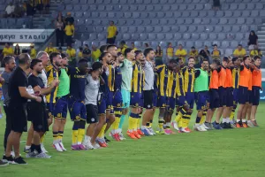 Η παλιά ΑΕΛ πάτησε τις παγίδες, η νέα προσέχει!