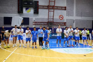 ΦΩΤΟΣ από την απονομή και τους πανηγυρισμούς της Ομόνοιας
