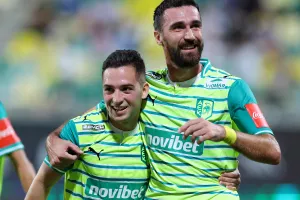 Αγχωτική πρόκριση με παράταση, ΤΕΣΣΕΡΑ πέναλτι και... κόκκινη στον Αντερέγκεν! (Φωτογραφίες)