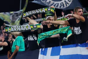 Εκστασιασμένοι οι ΑΕΚτζήδες!