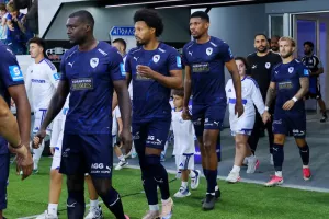 Απόλλων - Πάφος FC: Μεγάλη μάχη... χωρίς νικητή