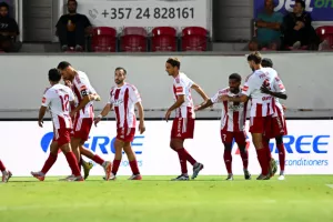 Νέα Σαλαμίνα - ΑΠΕΑ: Επιστροφή στις νίκες με τεσσάρα και πρόκριση!