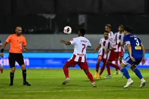 Νέα Σαλαμίνα - ΑΠΕΑ: Επιστροφή στις νίκες με τεσσάρα και πρόκριση!