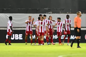 Νέα Σαλαμίνα - ΑΠΕΑ: Επιστροφή στις νίκες με τεσσάρα και πρόκριση!