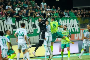 Με Παλεάρι και δύο γκολ... η ΑΕΚ λύγισε την Ομόνοια! (Φώτος)