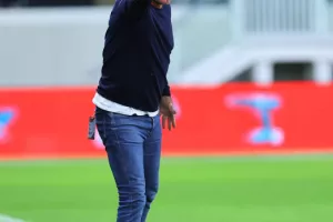 Απόλλων - Πάφος FC: Μεγάλη μάχη... χωρίς νικητή