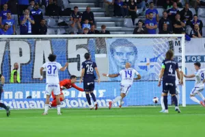Απόλλων - Πάφος FC: Μεγάλη μάχη... χωρίς νικητή
