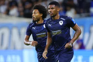 Απόλλων - Πάφος FC: Μεγάλη μάχη... χωρίς νικητή