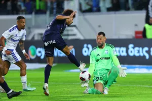 Απόλλων - Πάφος FC: Μεγάλη μάχη... χωρίς νικητή