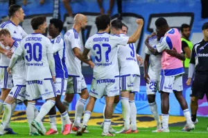 Απόλλων - Πάφος FC: Μεγάλη μάχη... χωρίς νικητή