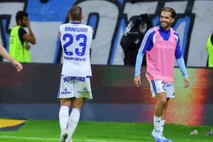 Απόλλων - Πάφος FC: Μεγάλη μάχη... χωρίς νικητή