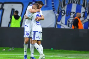 Απόλλων - Πάφος FC: Μεγάλη μάχη... χωρίς νικητή