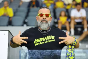 ΦΩΤΟΣ/Οι ΑΕΛίστες στην κερκίδα