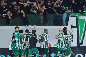 ΑΕΛ - Ομόνοια 29Μ: Ο Ουντέν "ξεκλείδωσε" το τρίποντο και την έστειλε κορυφή!