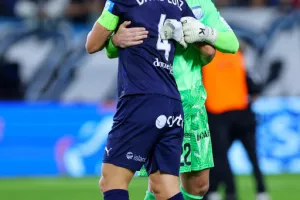 Απόλλων - Πάφος FC: Μεγάλη μάχη... χωρίς νικητή