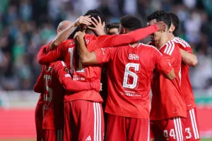 Ομόνοια - Μπενφίκα: Την κόντραρε... για ένα ημίχρονο