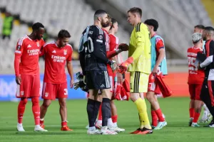 Ομόνοια - Μπενφίκα: Την κόντραρε... για ένα ημίχρονο