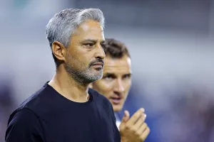 ΣΧΟΛΙΟ για το ντεμπούτο του Ιτζχάκι