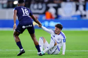 Απόλλων - Πάφος FC: Μεγάλη μάχη... χωρίς νικητή
