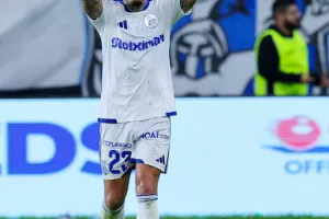 Απόλλων - Πάφος FC: Μεγάλη μάχη... χωρίς νικητή