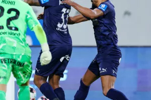 Απόλλων - Πάφος FC: Μεγάλη μάχη... χωρίς νικητή