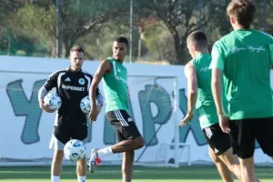 Φορτσάρει για το ντέρμπι με όλους τους διεθνείς ο Παναθηναϊκός 
