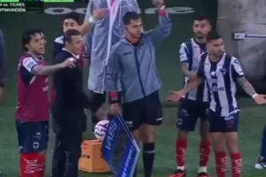 Χαμός με Πινέδα και Αλμέιδα στο Μεξικό
