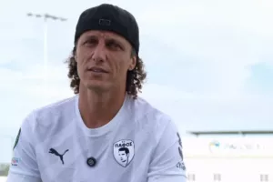 Απολαυστικό βίντεο/Ο Λουίζ μιλάει... κυπριακά: "Πάω στην προπόνηση"! 