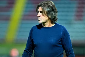 "Ήταν ξεκάθαρο πέναλτι, η κάλτσα του παίκτη έχει σκιστεί"