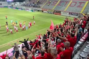 (Βίντεο kerkida) Ικανοποίηση, χειροκρότημα και... "ντίρλι-ντίρλι"!