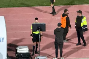 0/2 πέναλτι! ΔΥΟ...άκυρα απ' τον ΒΑΡίστα!