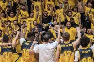Νίκη... για την ΑΕΛ