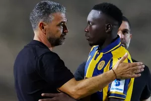 Ο Μάρτινς τον πιστεύει, ο Mughe ψάχνει την απάντηση