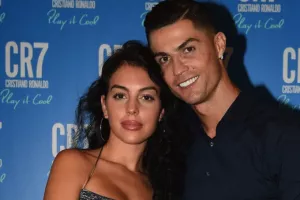 Έκραξε Ζεσούς με fake δήλωση και αμέσως μετά έσβησε την ανάρτηση η Χεορχίνα (φώτο)