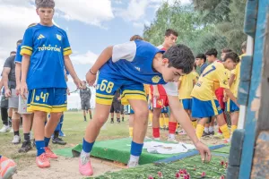 (Φώτος) "Άρη, για πάντα εδώ..."