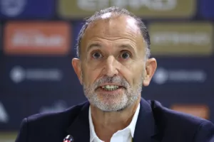 «Θα ήταν καταστροφικό εάν δημιουργηθούν δύο ανταγωνιστικές λίγκες»