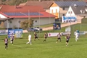(Βίντεο) Απίθανο γκολ με τρελή ραμπόνα σε ερασιτεχνική κατηγορία!