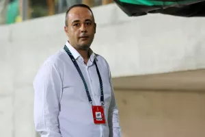 ΠΑΡΕΜΒΑΣΗ Δημητρίου: "Αν γνωρίζαμε αποκλεισμό θα μιλούσαμε για ντροπιαστικό αποτέλεσμα, συγνώμη στον κόσμο"