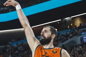 Off επ' άοριστον ο Μίροτιτς