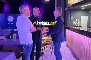 (ΦΩΤΟΣ kerkida) Λοϊζίδης-Παπασταύρου: Μπήκαν κατευθείαν στο... ζουμί! 