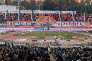Είσοδος και εντυπωσιακή ατμόσφαιρα (Βίντεο Kerkida)