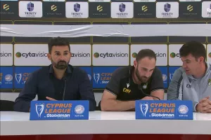 "Δεν είναι ούτε θετικό, ούτε αρνητικό"