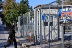 Δίκη για τα Τέμπη: 8 καταθέσεις συγγενών θυμάτων και επιβατών-Για ποια αιτήματα αναμένεται να προτείνει η εισαγγελέας