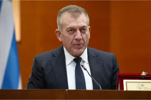 Ο Βρούτσης ανέστειλε τις επιχορηγήσεις στην ΕΟΚ: Ζήτησε οικονομικούς και διαχειριστικούς έλεγχους