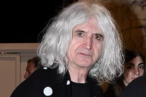 Η ανακοίνωση της δικηγόρου του Καρβέλα για τα πνευματικά δικαιώματα των τραγουδιών του